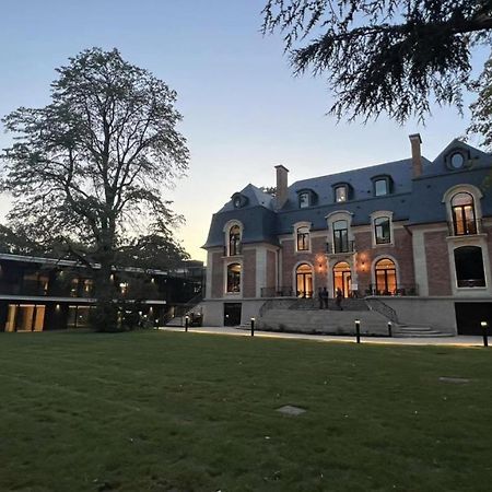 Hotel Bienheureux à Wasquehal Extérieur photo