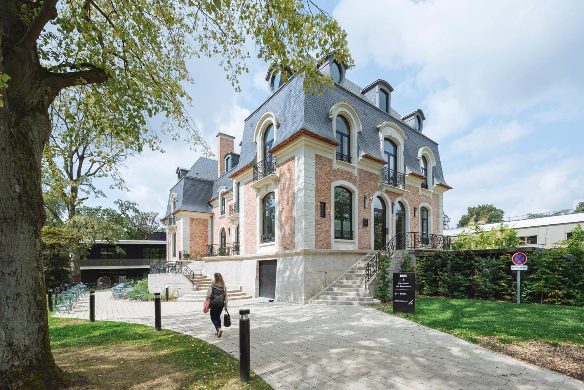 Hotel Bienheureux à Wasquehal Extérieur photo